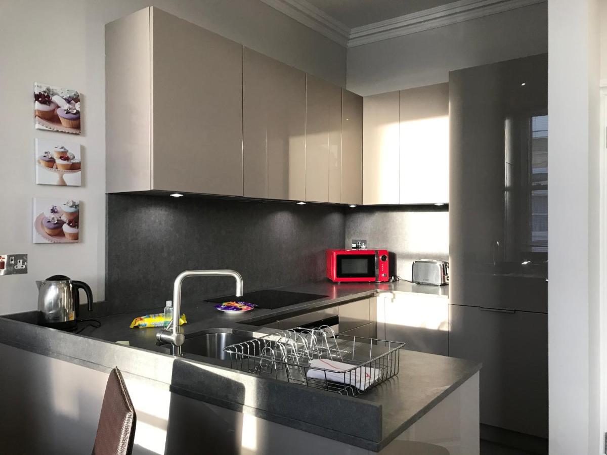 לונדון 25 Ongar Road By Viridian Apartments מראה חיצוני תמונה